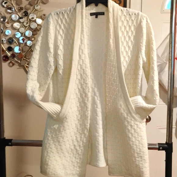 white Knit Cardigan Size Medium - Picture 1 of 2